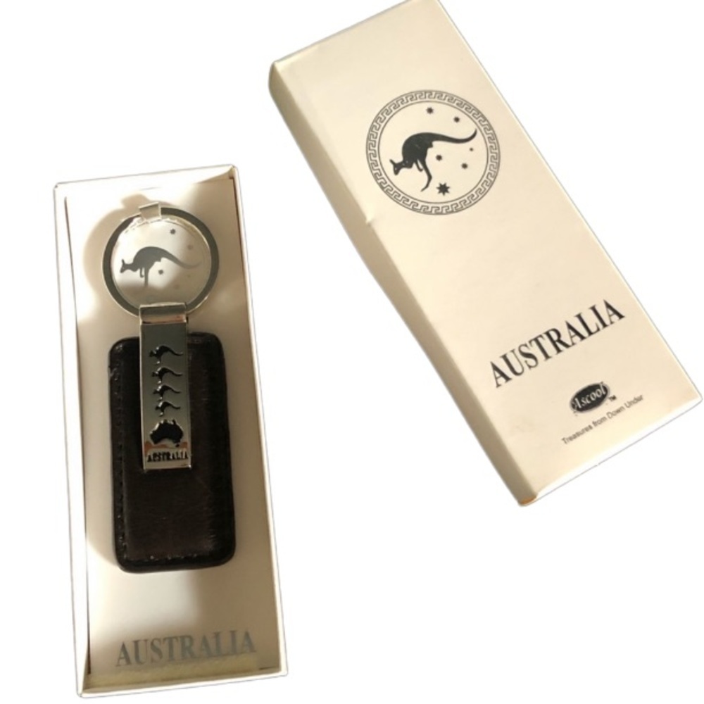 KEY CHAIN KANGAROO AUSTRALIA TREASURES NWOT
